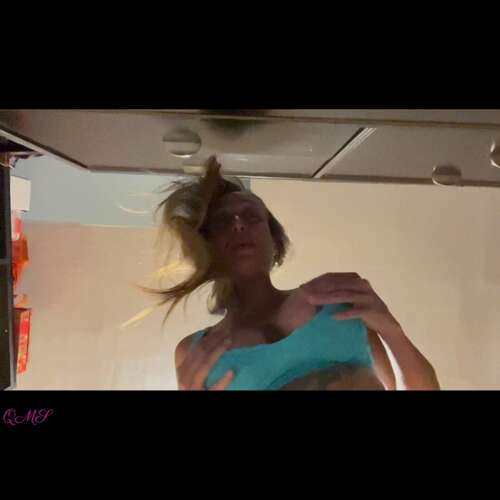 QueenMotherSoles – Giantess Rides Tiny Into Mush 1080p - Cover