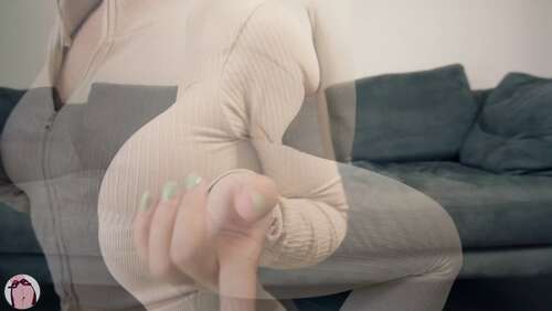 Parannanza – Fresh From The Gym – Intimate Smelling Session With Carmela 1080p - Cover