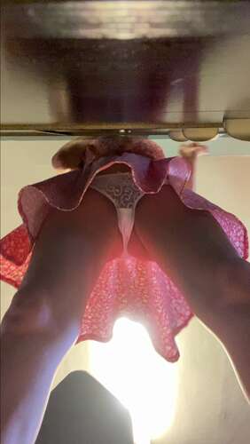 QueenMotherSoles – Upskirt Giantess Gets Ready 1080p - Cover