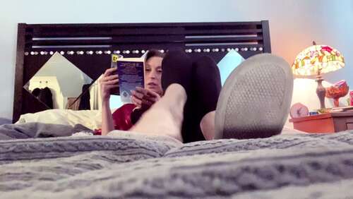 QueenMotherSoles – Slipper Shoe Play 1080p - Cover