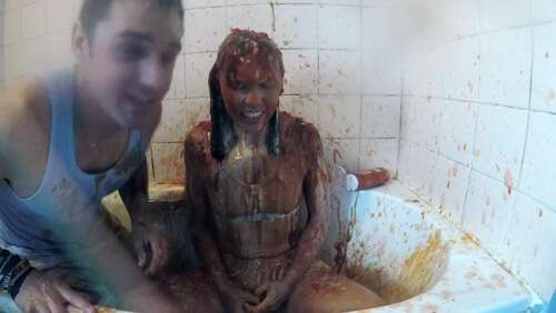 Wamgirlx – 40 Foods To Gunge The Girl 1080p - Cover