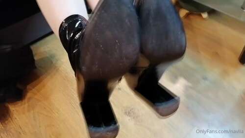 Kinky Navlia – Something For Boots Lovers 1080p - Cover