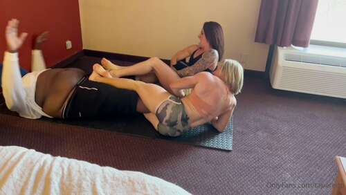 Tapered Physique – Taperedphysique And Backzilla Are Working On Their Wrestling Drills 1080p - Cover