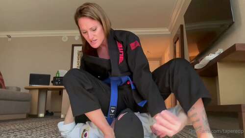 Tapered Physique – Human Wrestling Dummy 1080p - Cover