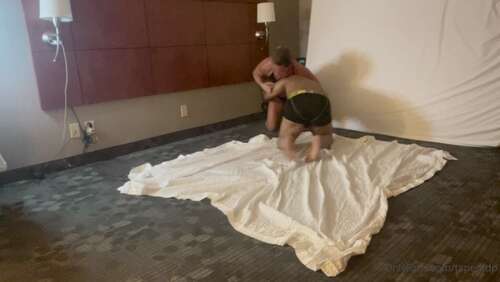 Tapered Physique – Hitting A Good Match With Flexing Danny 1080p - Cover