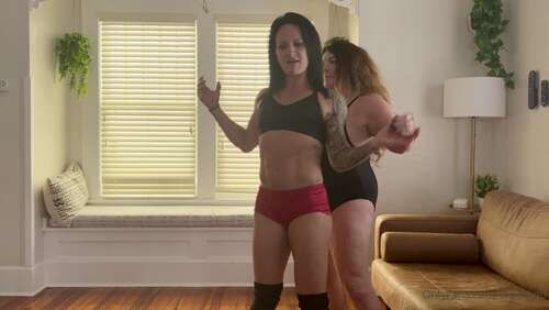 Tapered Physique – Arm Wrestling And Lift & Carry – Taperedphysique Vs Kristie Etzold 1080p - Cover