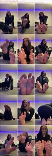 Becca Foxx - Rugrat Joggers For Christmas To Keep My Legs 1920p - Preview