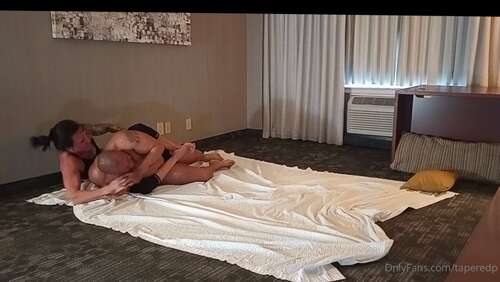 Tapered Physique – Taperedphysique Vs Flexing Danny 1080p - Cover