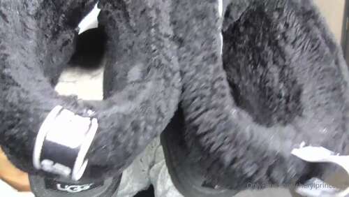 Princess Cheryl – UGG WORSHIP 1080p - Cover