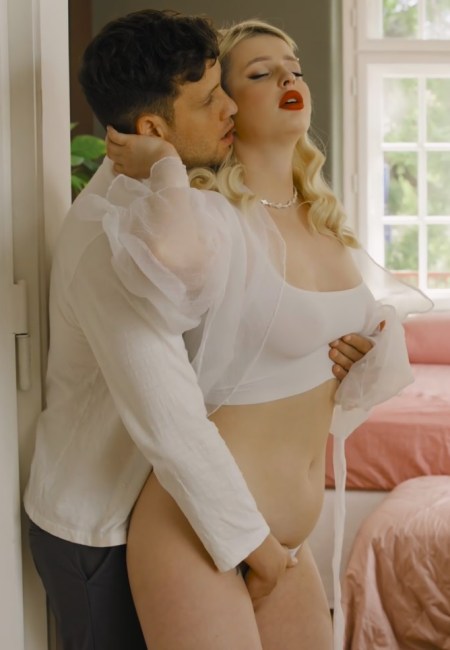 Eliz Benson - Surprise Guest FullHD 1080p