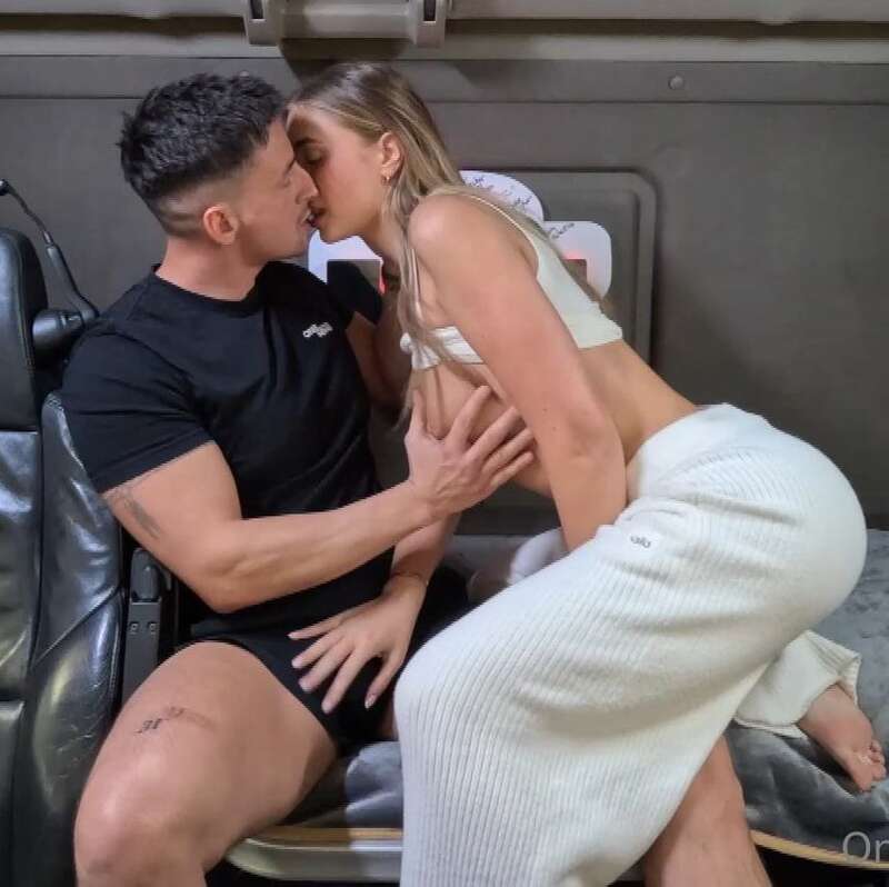 Lily Phillips - Services a truck driver FullHD 1080p