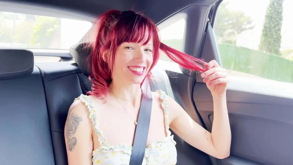 Jacquie Et Michel TV - Chaarlene [1080p/4K]