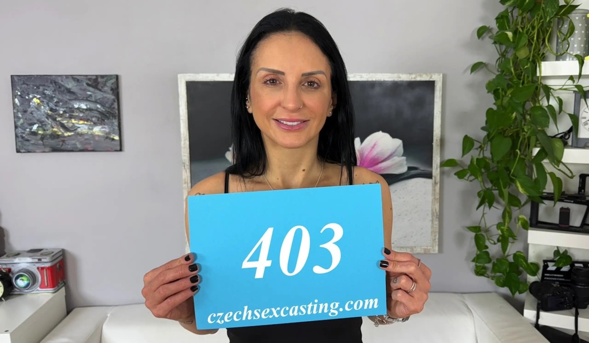 Czech Sex Casting - Vitoria Vonteese [4K/1080p]