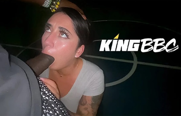 Yvonna Carlo, Louie Smalls - Outdoor night blowjob FullHD 1080p