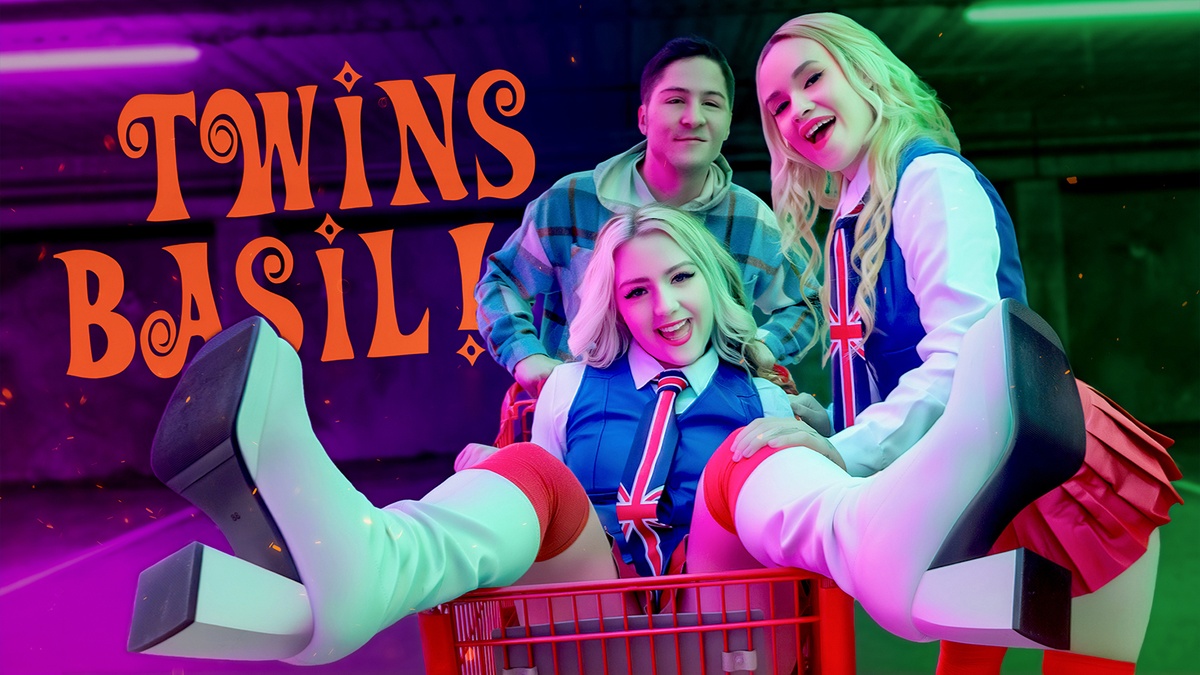 Step Siblings - Khloe Kingsley & Eva Nyx [1080p/4K]