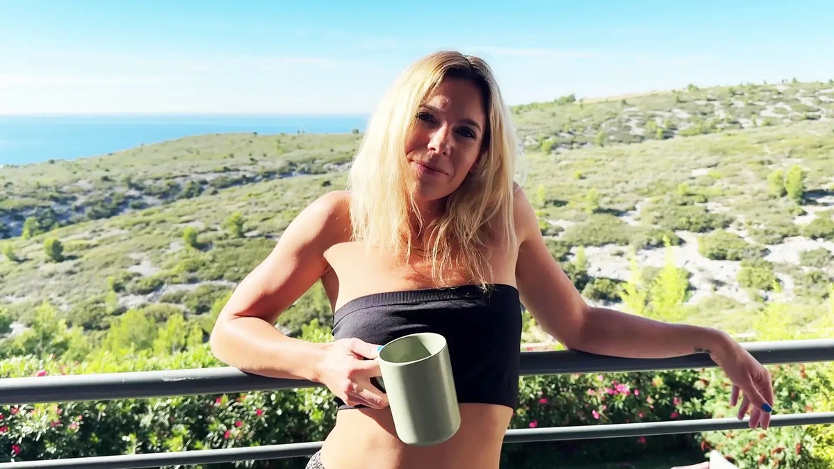 Jacquie Et Michel TV - Kleo [1080p/4K]