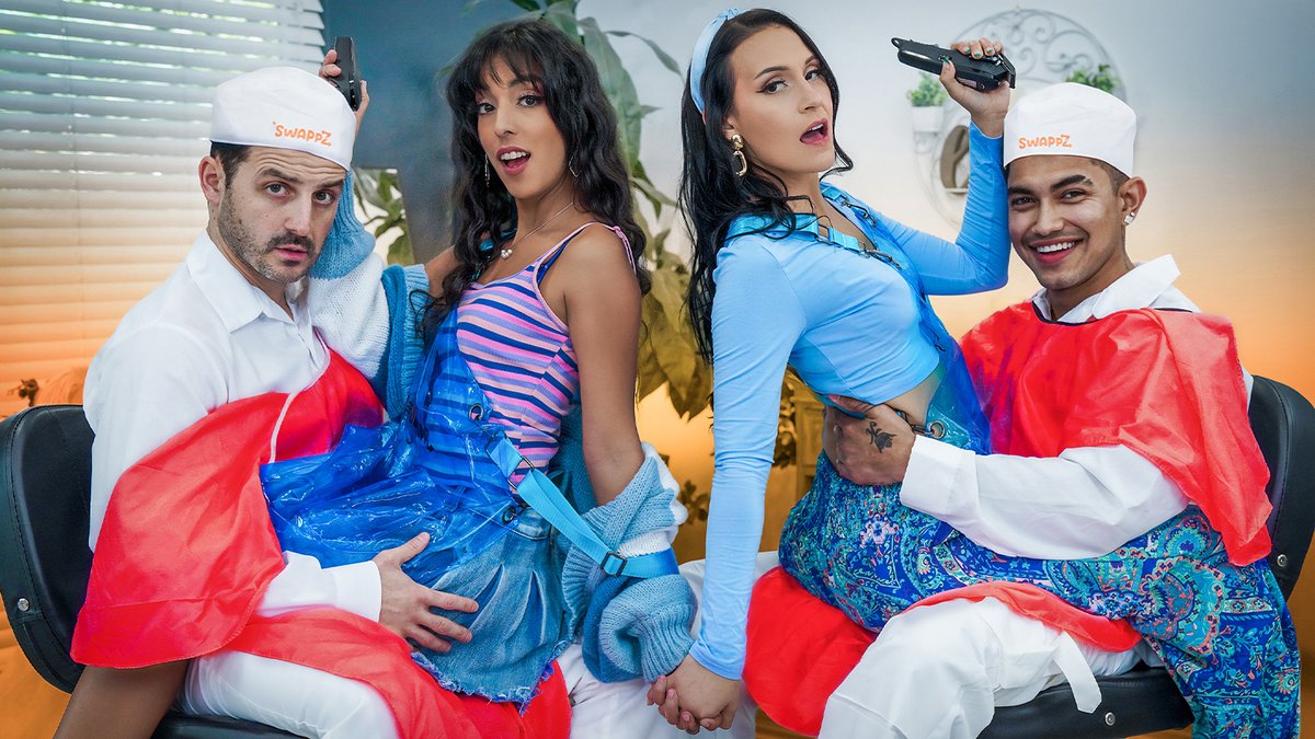 Swappz Singles - Claire Black & Jade Greene [1080p/4K]