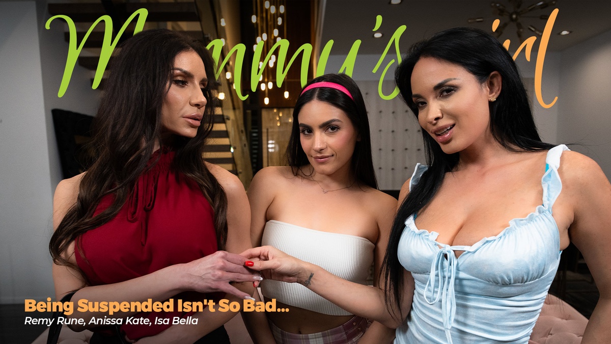Mommy's Girl - Anissa Kate, Isa Bella & Remy Rune [1080p]