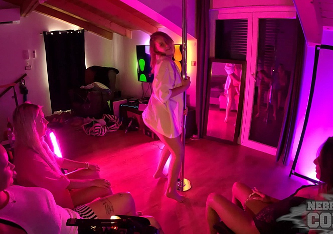 Nebraska Coeds - 4way Striptease Dancing Models [1080p]