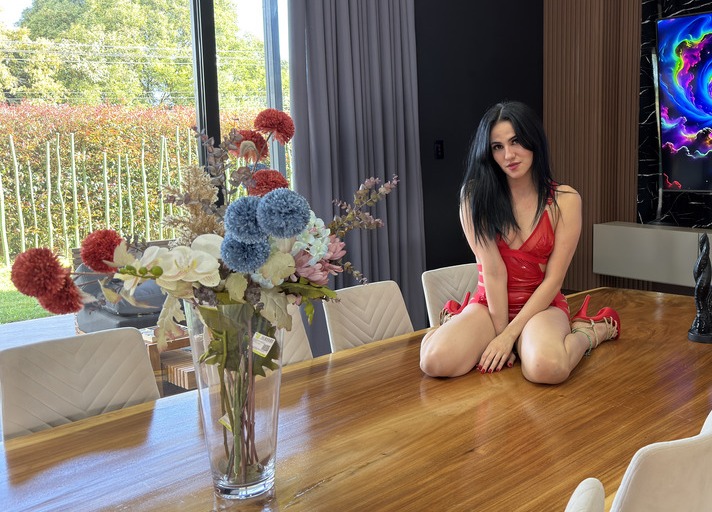 Isabella Uzcategui - The hot Isabella Uzcategui in her frist triple anal (anal, dap, tap) FullHD 1080p/HD 720p