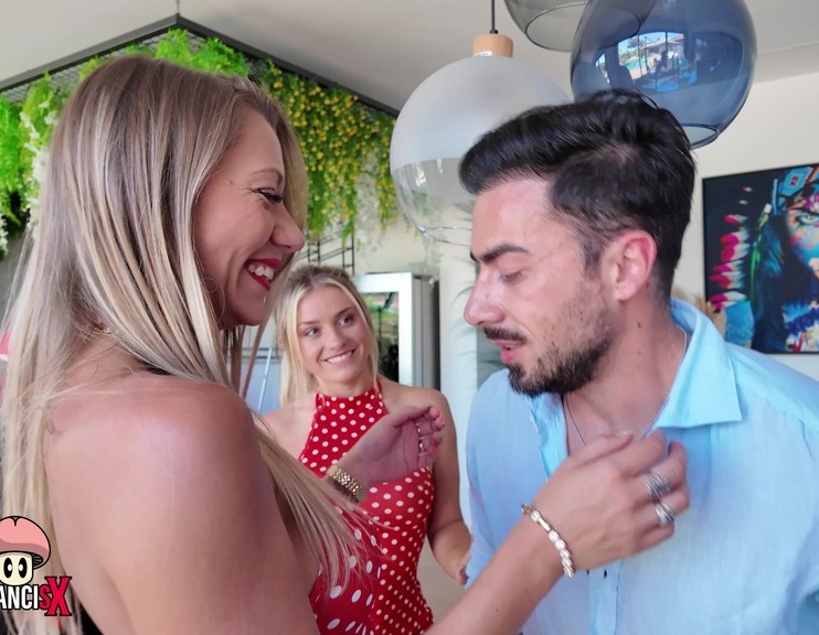 MissAlicewild, Ashley Morena - Two blonde strawberry twins play with their feet on Francis X's cock - Footjob, Foot worship and Cum on feet FullHD 1080p/HD 720p