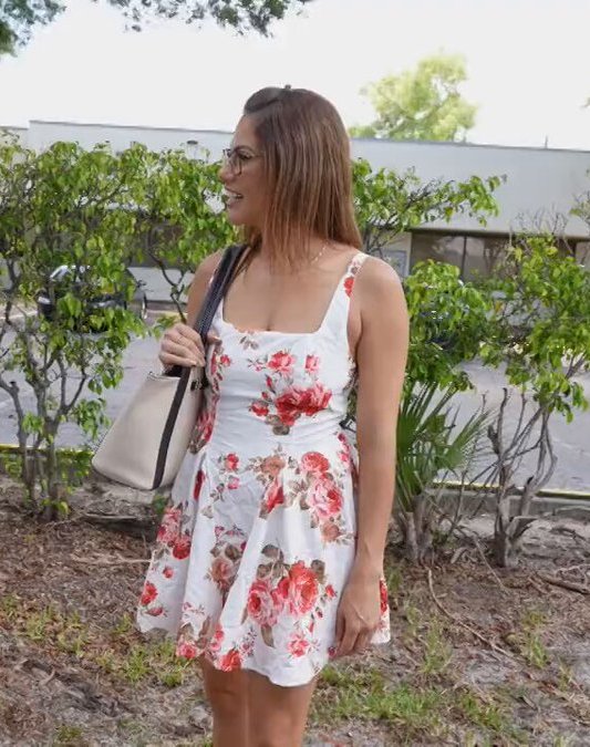 Eva Rojas - Miss Rojas Gets Strict with Tony's Dick, They kept fucking while the bus was driving through Miami until Tony came in her mouth FullHD 1080p/HD 720p